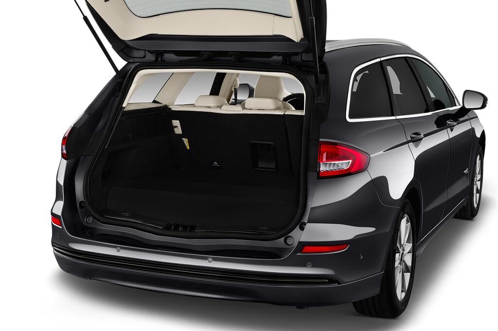 Ford Mondeo (Baujahr 2019) Hybrid 5 Türen Kofferraum