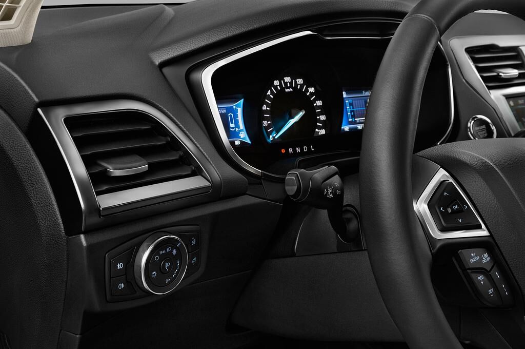 Ford Mondeo (Baujahr 2019) Hybrid 5 Türen Lüftung