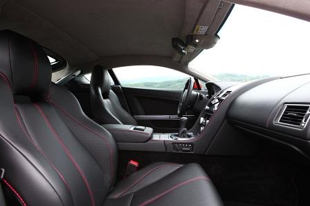 Aston Martin Vantage S