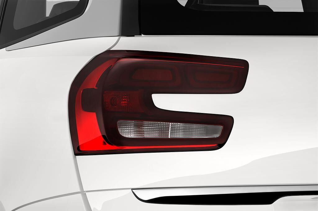 Citroen Grand C4 Spacetourer (Baujahr 2018) Feel 5 Türen Rücklicht