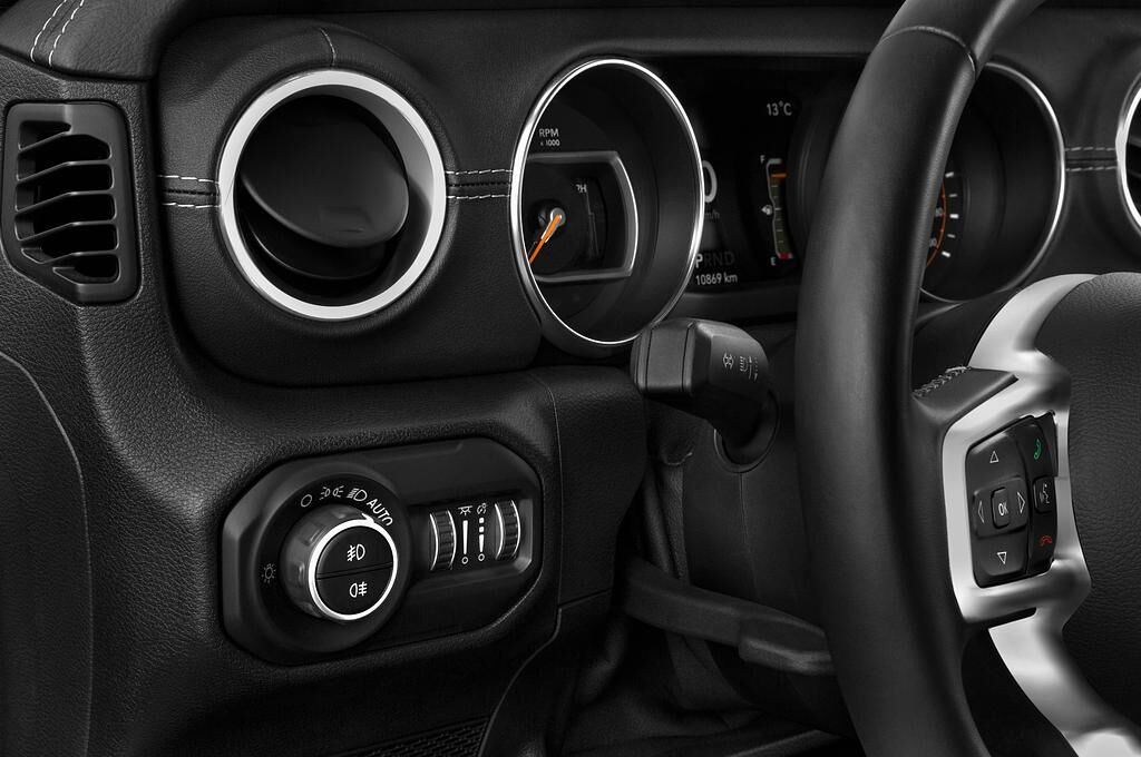 Jeep Wrangler Unlimited (Baujahr 2019) Sahara 5 Türen Lüftung