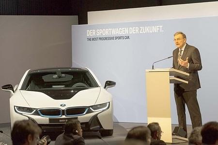 BMW Group blickt zuversichtlich auf das Jahr 2014