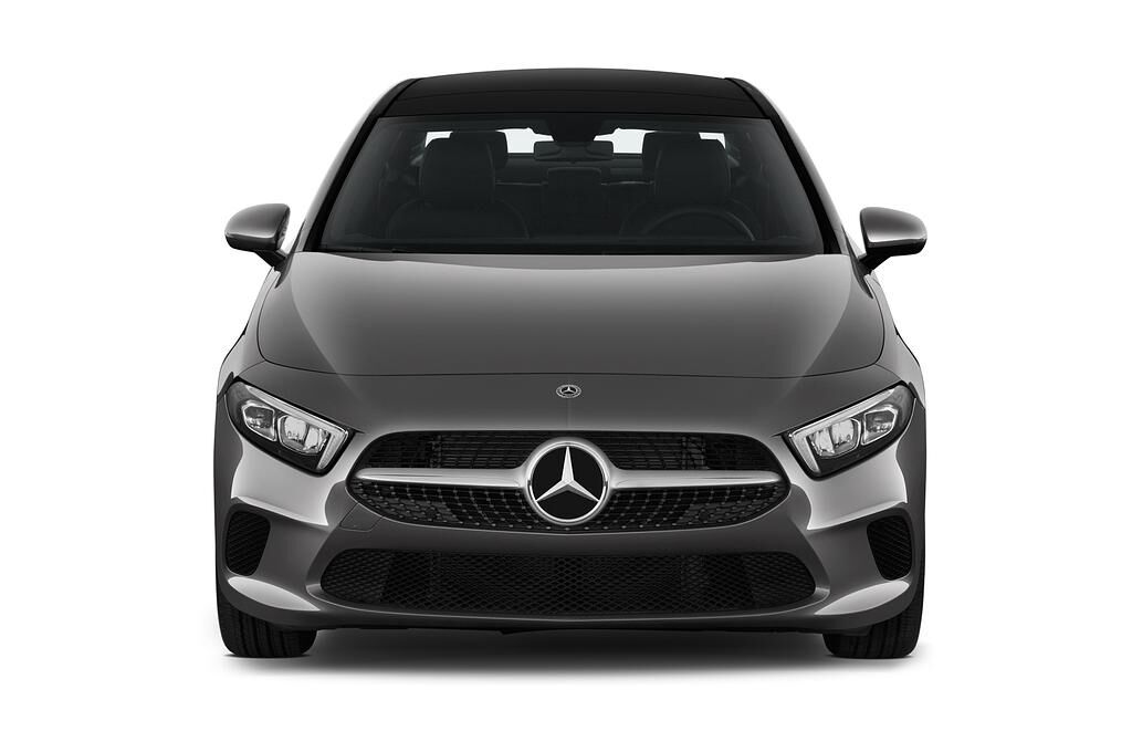 Mercedes A Class (Baujahr 2019) Progressive Line 4 Türen Frontansicht