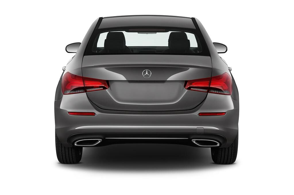 Mercedes A Class (Baujahr 2019) Progressive Line 4 Türen Heckansicht