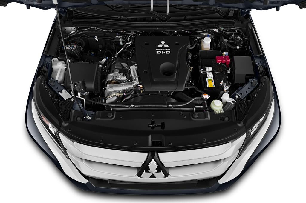 Mitsubishi L200 (Baujahr 2020) Basis 4 Türen Motor