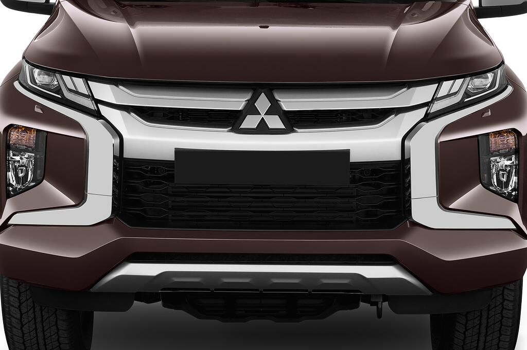 Mitsubishi L200 (Baujahr 2020) Top 2 Türen Kühlergrill und Scheinwerfer