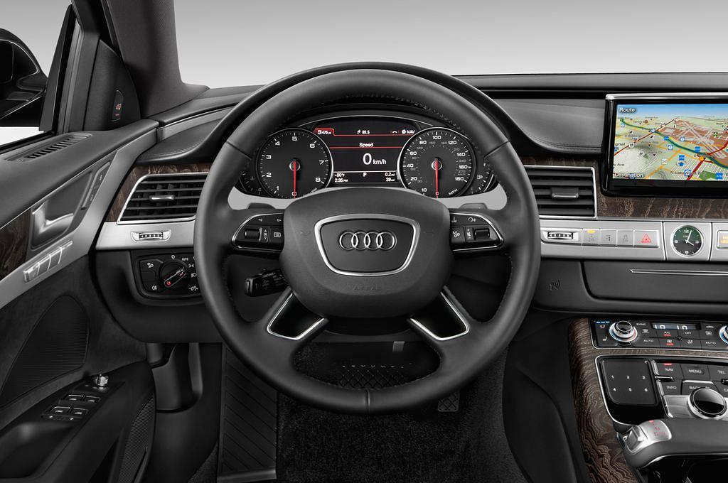 Audi A8 (Baujahr 2015) 3.0 Tfsi Quattro Tiptronic 4 Türen Lenkrad