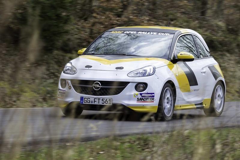 Der Opel Adam Cup kostet 29.631 Euro.