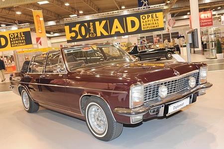 Techno-Classica: Opel feiert 50 Jahre Kapitän, Admiral und Diplomat Techno-Classica: Opel feiert 50 Jahre Kapitän, Admiral und Diplomat