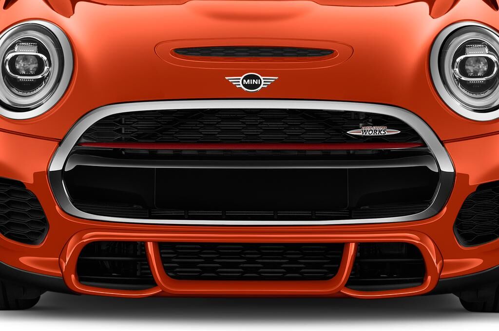 MINI MINI (Baujahr 2019) JCW 3 Türen Kühlergrill und Scheinwerfer