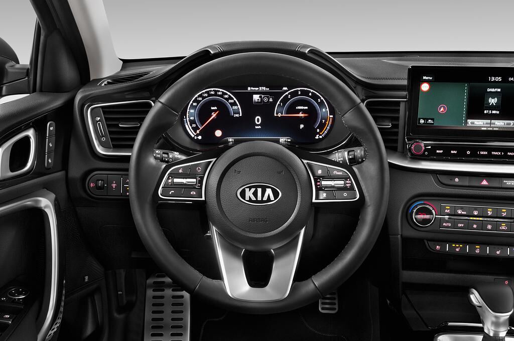 KIA XCeed (Baujahr 2020) Sprit 5 Türen Lenkrad