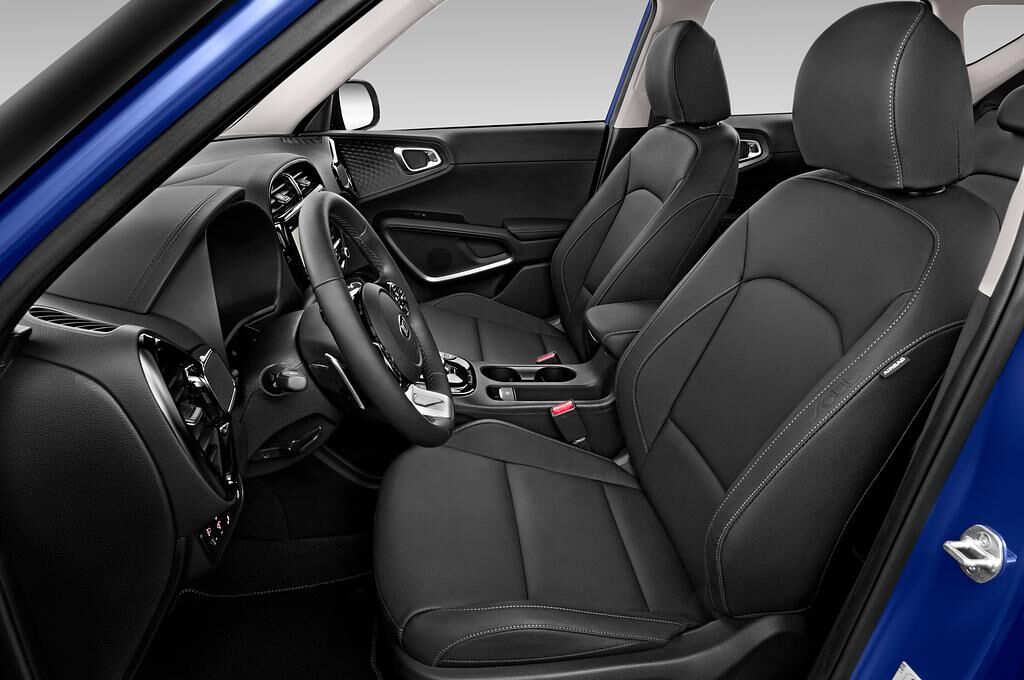 KIA e-Soul (Baujahr 2020) Sprit 5 Türen Vordersitze