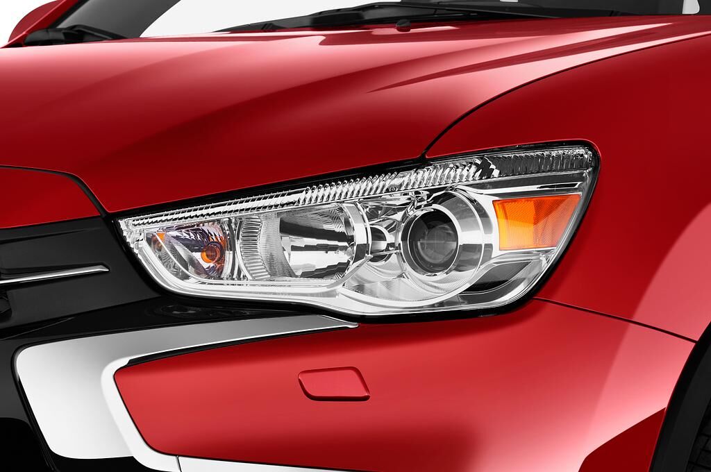 Mitsubishi ASX (Baujahr 2019) Active + 5 Türen Scheinwerfer