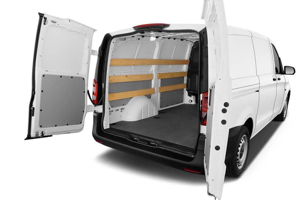 Mercedes Vito (Baujahr 2019) Select 4 Türen Kofferraum