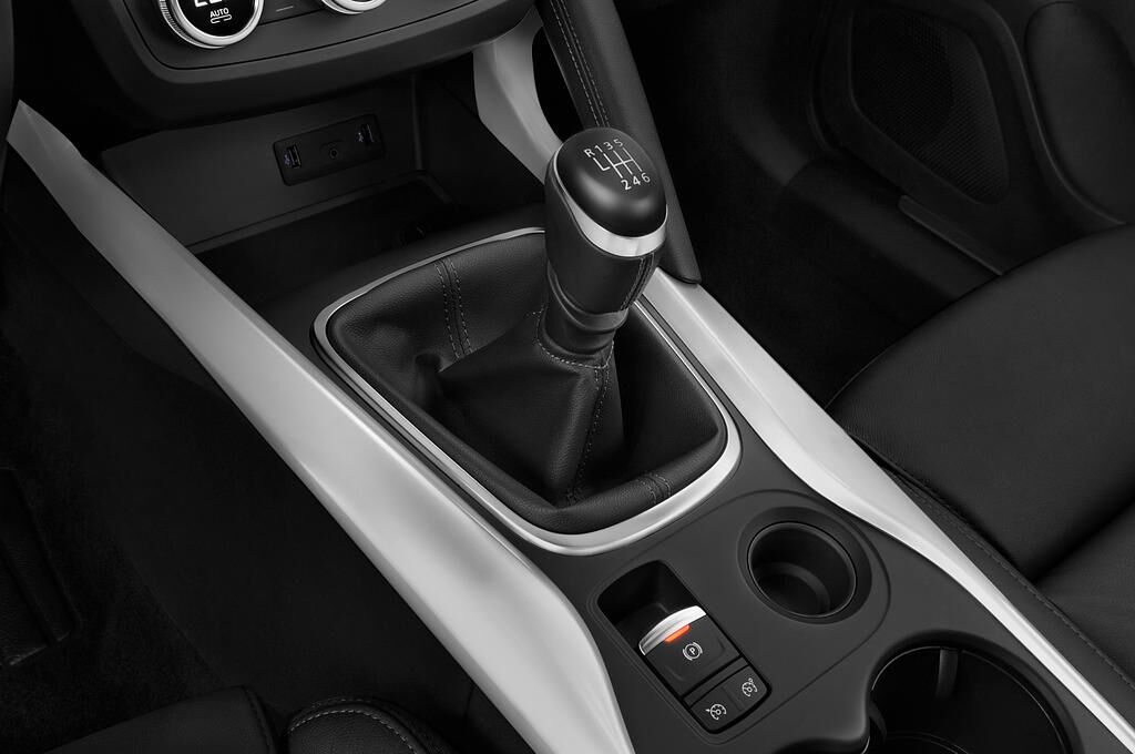 Renault Kadjar (Baujahr 2019) Intens 5 Türen Schalthebel