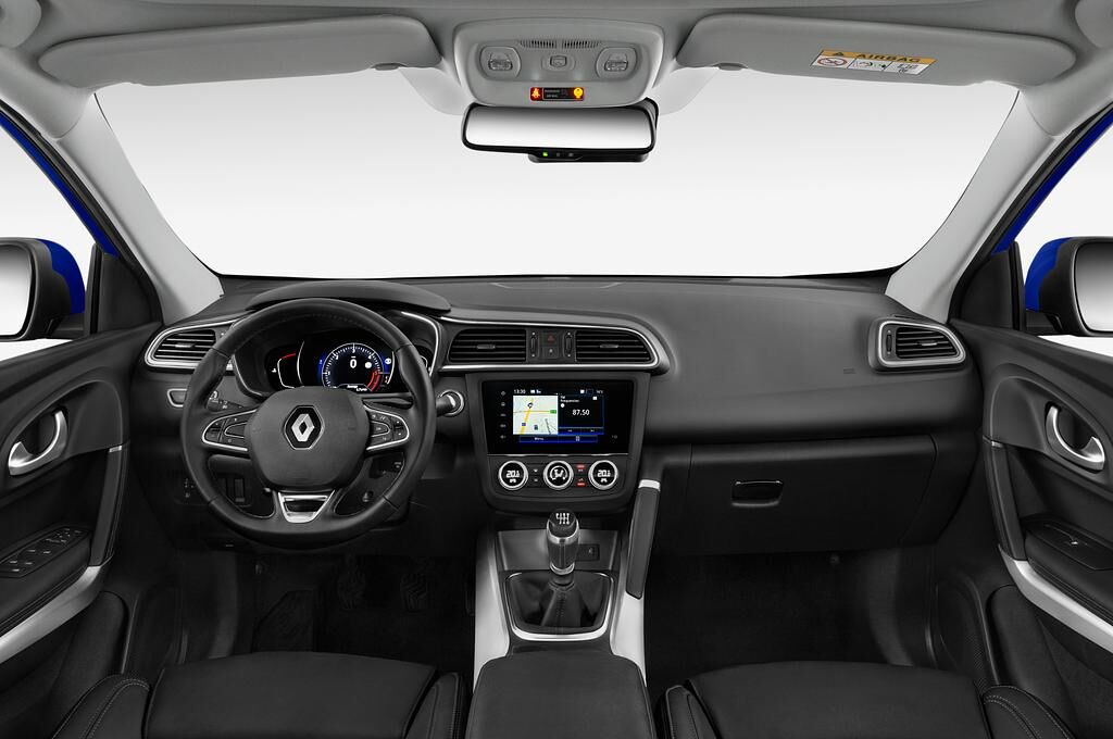 Renault Kadjar (Baujahr 2019) Intens 5 Türen Cockpit und Innenraum