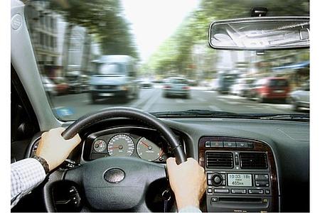 Politiker fordern Tauglichkeitstest für ältere Autofahrer