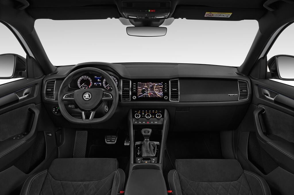 Skoda Kodiaq (Baujahr 2018) Sportline 5 Türen Cockpit und Innenraum
