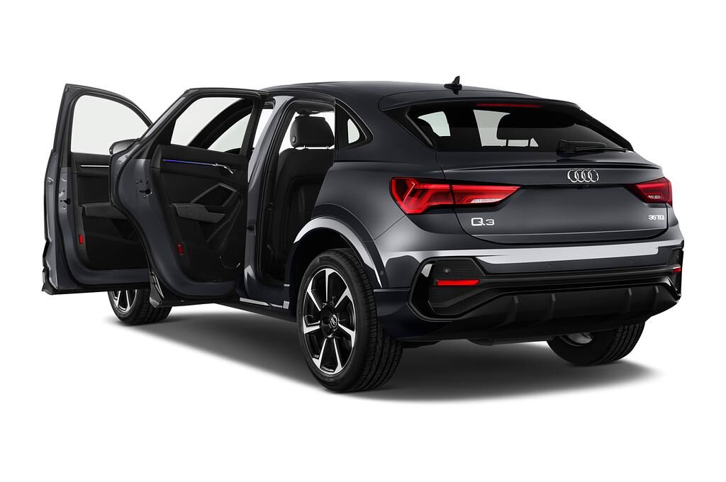 Audi Q3 Sportsback (Baujahr 2020) S Line 5 Türen Tür geöffnet