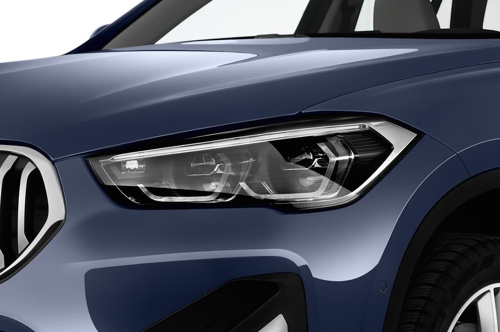 BMW X1 (Baujahr 2020) xLine 5 Türen Scheinwerfer