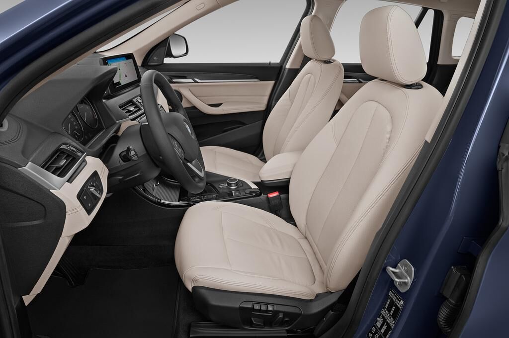 BMW X1 (Baujahr 2020) xLine 5 Türen Vordersitze