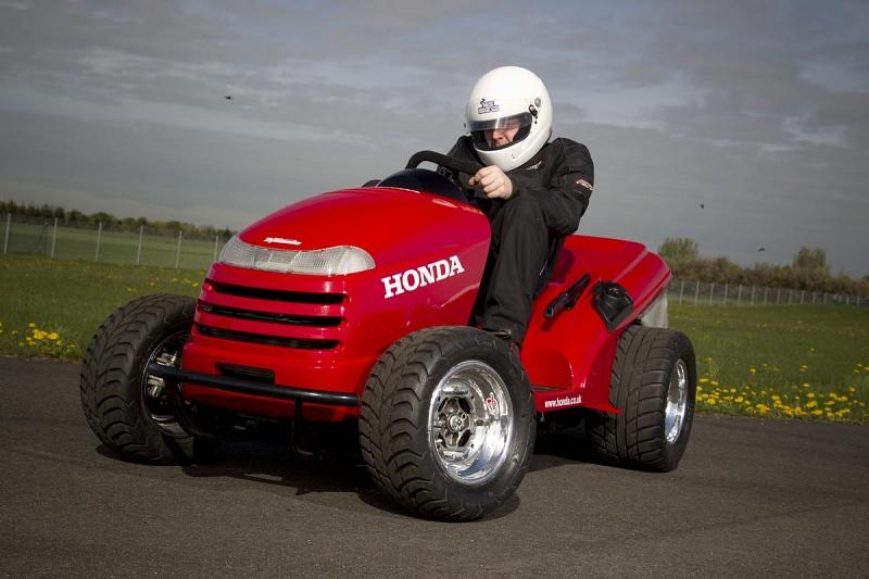Hondas Monster-Rasenmäher, der Mean Mower