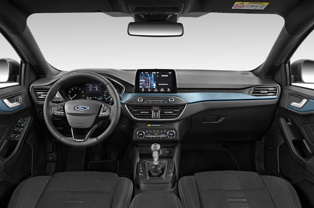 Ford Focus (Baujahr 2019) Active 5 Türen Cockpit und Innenraum