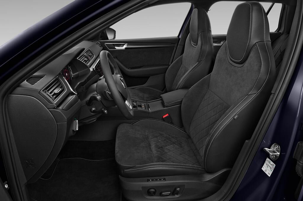 Skoda Superb Combi (Baujahr 2020) Sportline 5 Türen Vordersitze