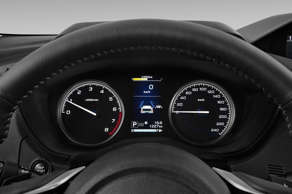 Subaru Forester e-Boxer (Baujahr 2019) Premium 5 Türen Tacho und Fahrerinstrumente