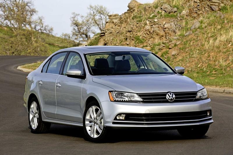 Der VW Jetta ist überarbeitet worden.