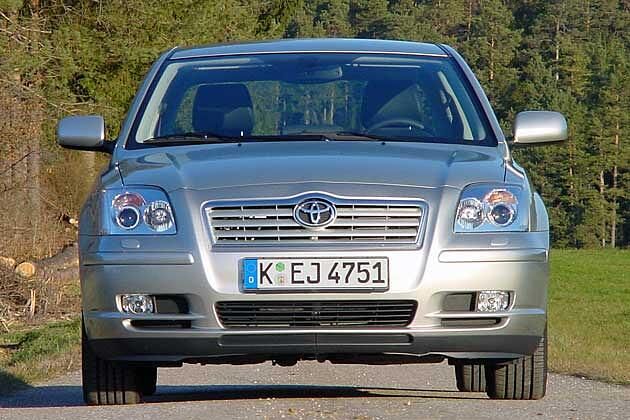 Der Avensis blickt selbstbewusst in die Zukunft