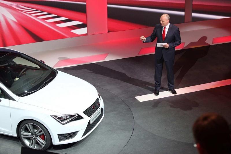 Seat Leon Cupra und Jürgen Stackmann