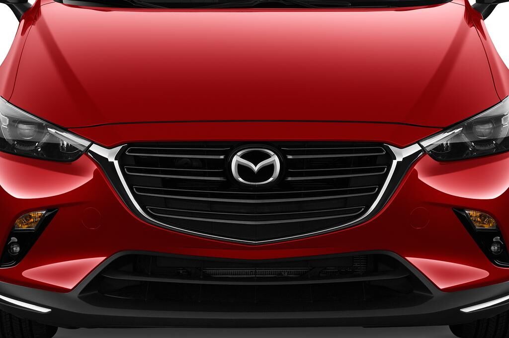 Mazda CX-3 (Baujahr 2019) Exclusive-Line 5 Türen Kühlergrill und Scheinwerfer