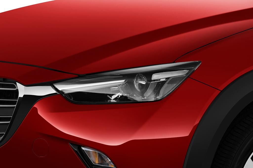 Mazda CX-3 (Baujahr 2019) Exclusive-Line 5 Türen Scheinwerfer