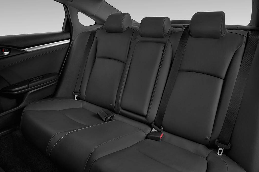 Honda Civic (Baujahr 2019) Elegance 4 Türen Rücksitze