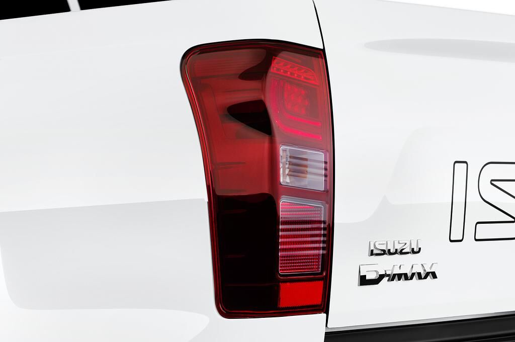 Isuzu D-Max (Baujahr 2019) Custom 2 Türen Rücklicht