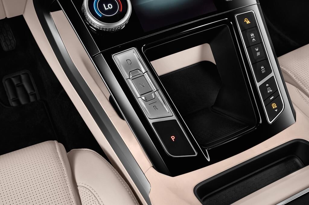 Jaguar I Pace (Baujahr 2019) HSE 5 Türen Schalthebel
