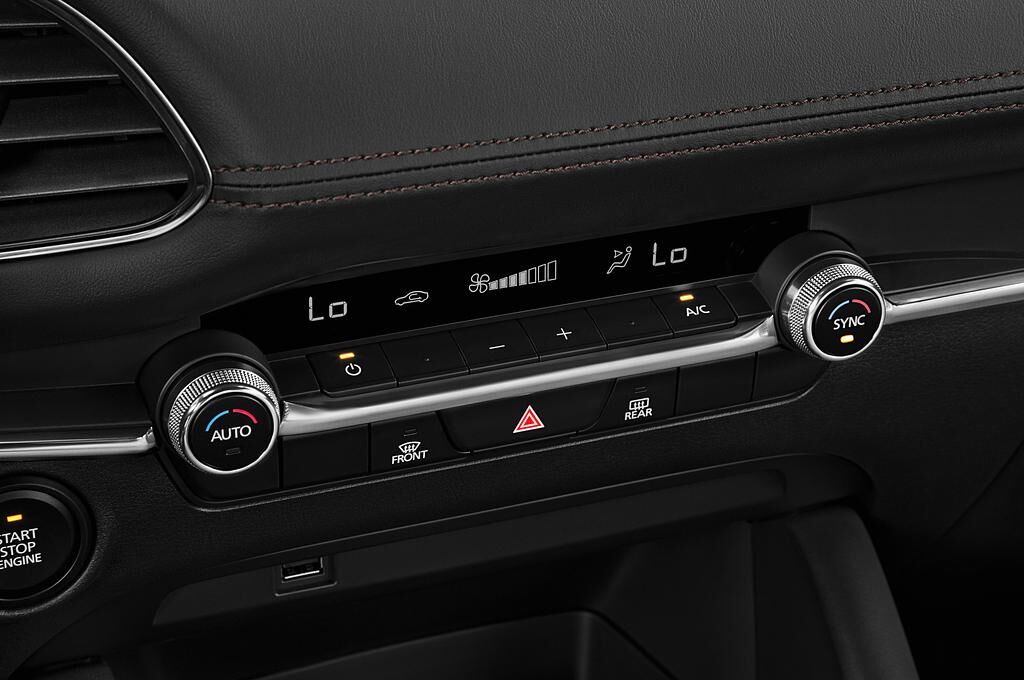 Mazda Mazda3 (Baujahr 2019) Selection 5 Türen Temperatur und Klimaanlage