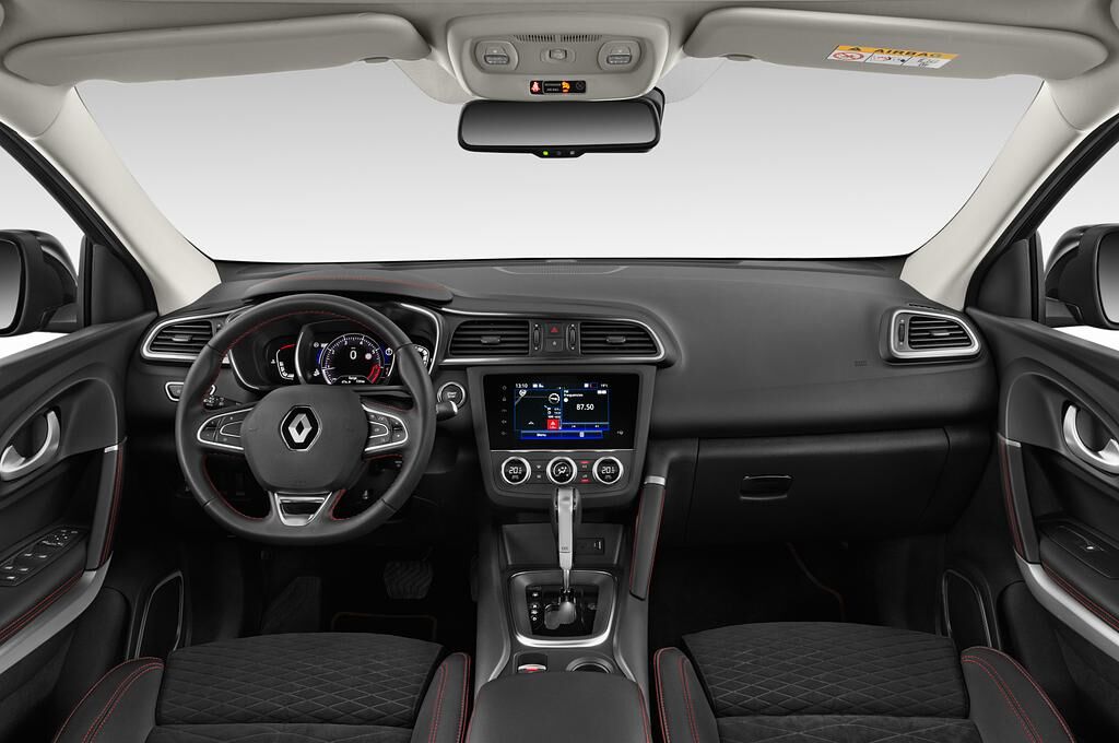 Renault Kadjar (Baujahr 2019) Bose Edition 5 Türen Cockpit und Innenraum