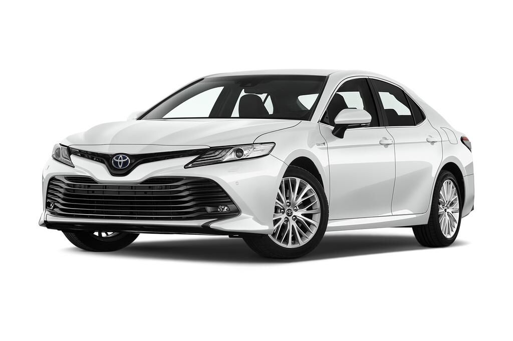Toyota Camry (Baujahr 2019) Executive 4 Türen seitlich vorne mit Felge