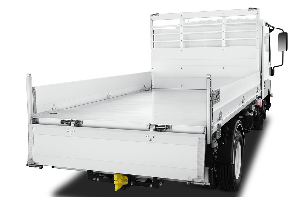 Isuzu N-Serie (Baujahr 2019) - 2 Türen Kofferraum