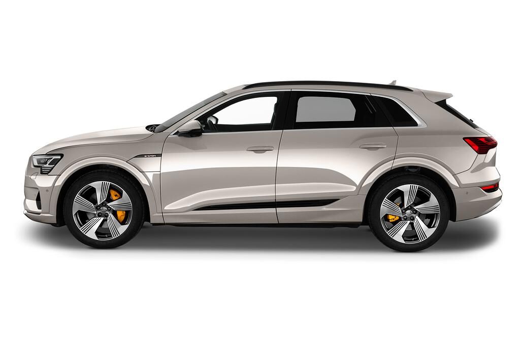 Audi e-tron (Baujahr 2019) Advanced 5 Türen Seitenansicht