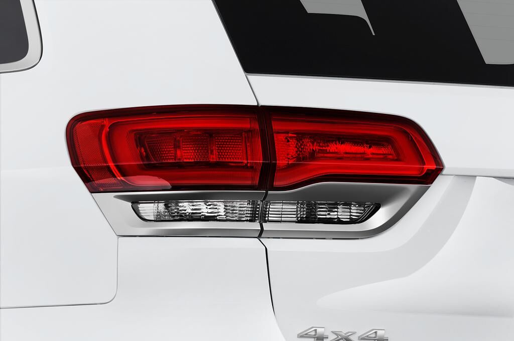 Jeep Grand Cherokee (Baujahr 2018) Summit 5 Türen Rücklicht