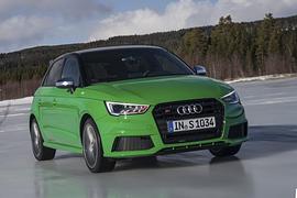 Audi S1 - Tischfeuerwerk