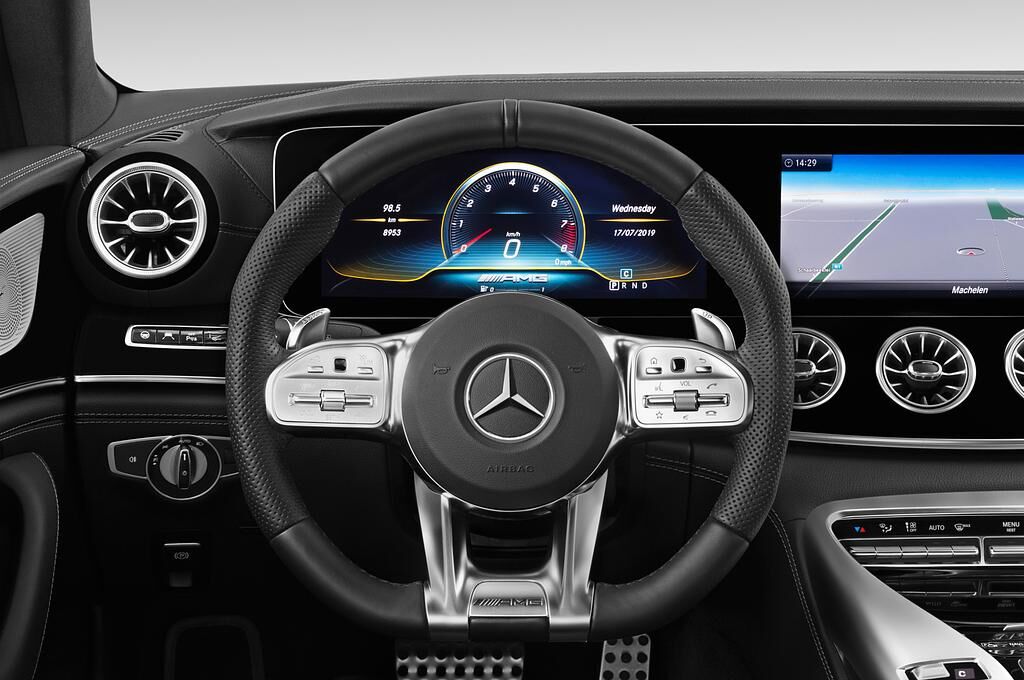 Mercedes AMG GT (Baujahr 2019) 63 S 5 Türen Lenkrad