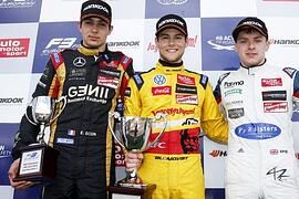 Silverstone Formel 3: Ein Sieg, drei Podestplätze für VW