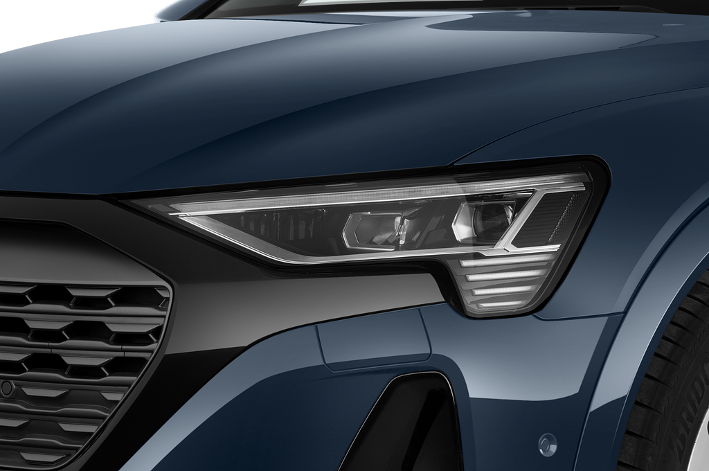 Audi Q8 e-tron (Baujahr 2023) Advanced 5 Türen Scheinwerfer