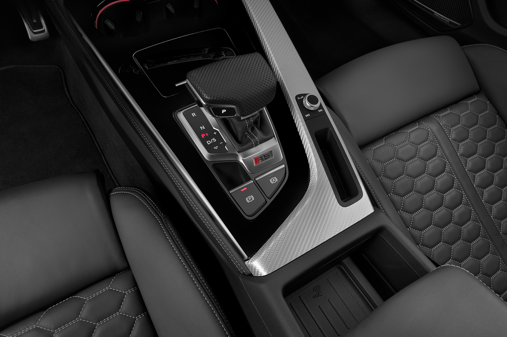 Audi RS 5 Sportback (Baujahr 2022) - 5 Türen Schalthebel