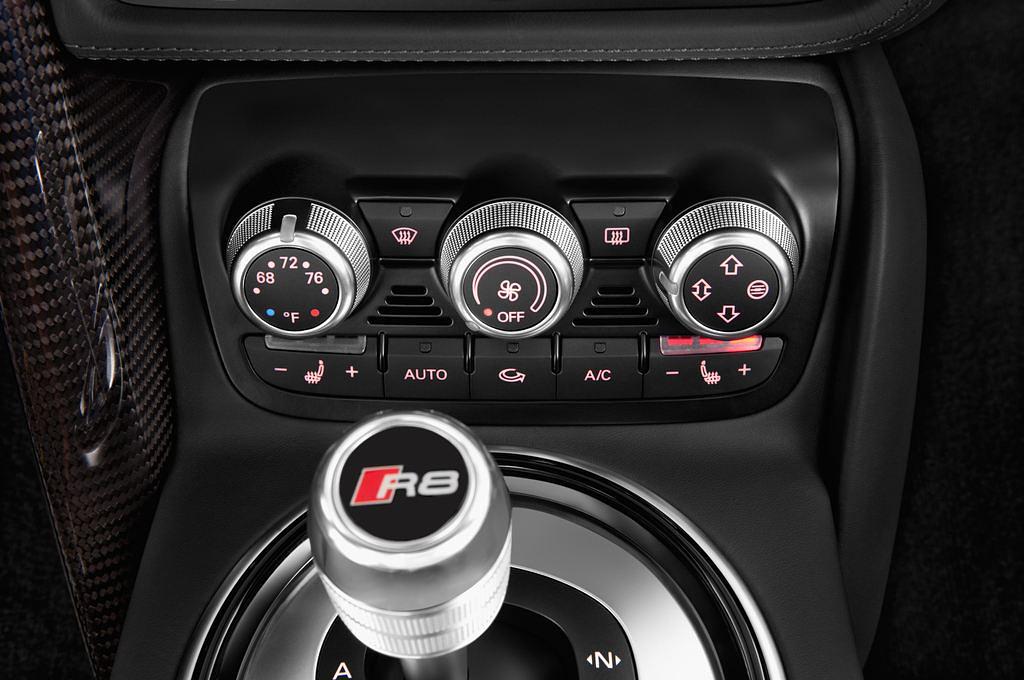 Audi R8 Spyder (Baujahr 2014) - 2 Türen Temperatur und Klimaanlage