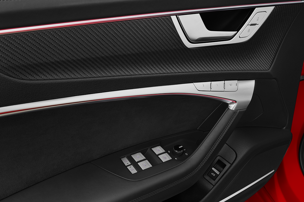 Audi RS 6 Avant (Baujahr 2022) - 5 Türen Bedienungselemente Tür